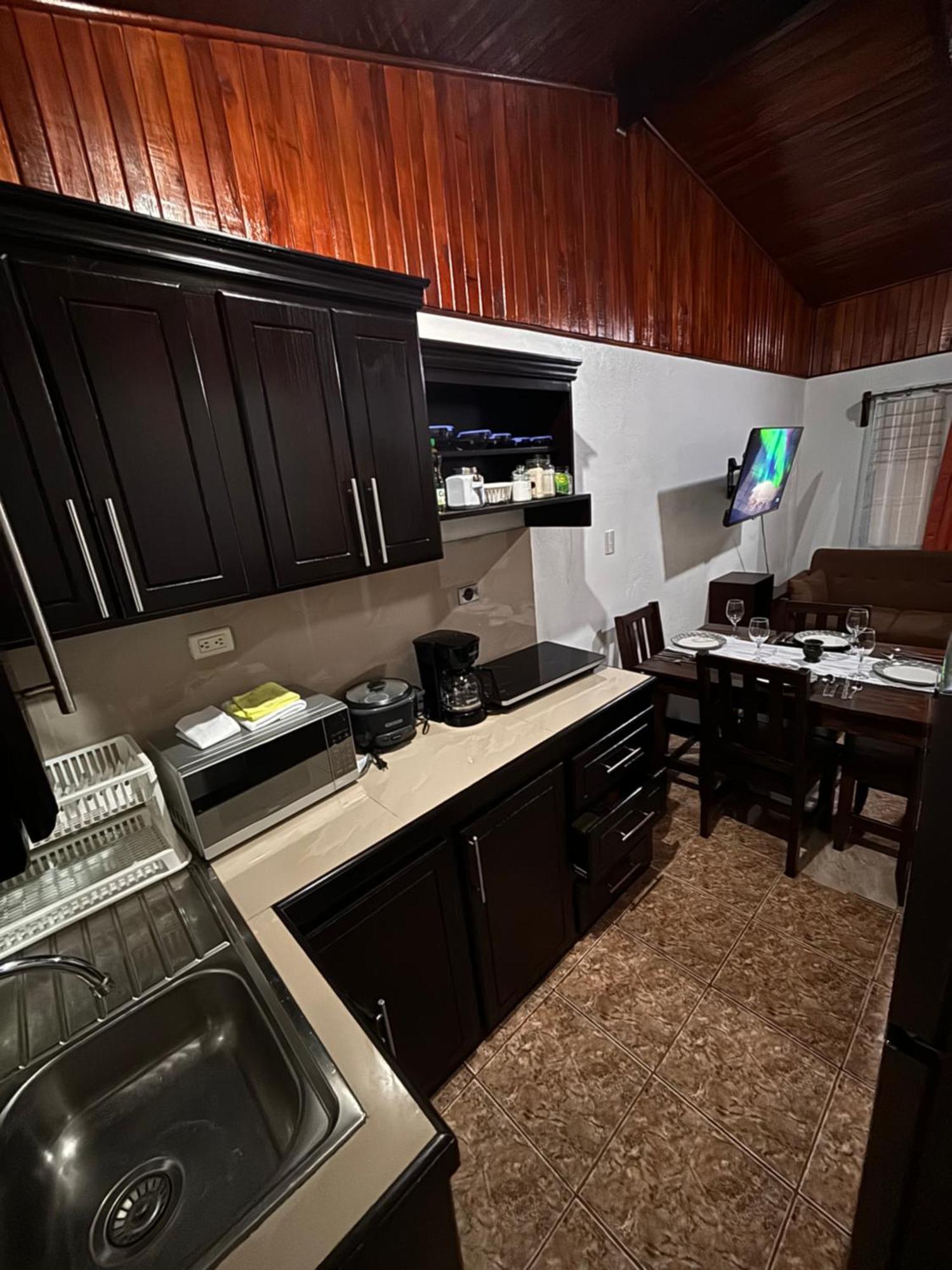 Apartamentos Maily La Fortuna Екстер'єр фото