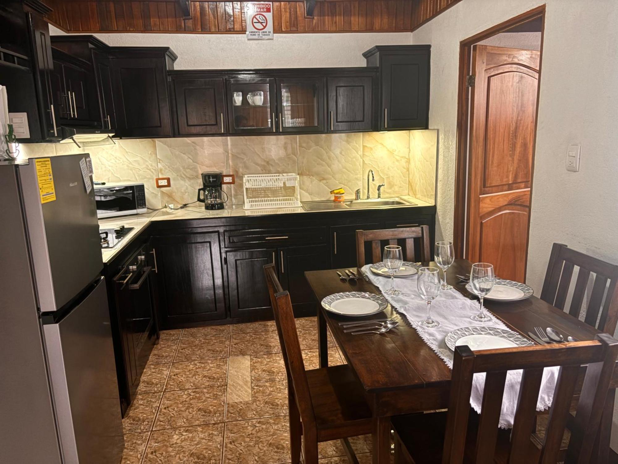 Apartamentos Maily La Fortuna Екстер'єр фото